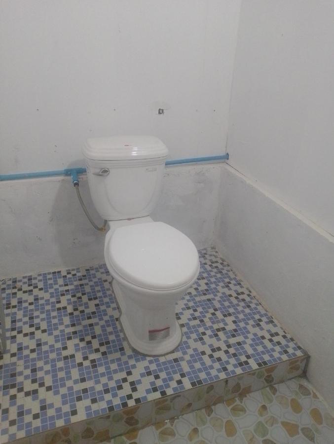 Golden Snake Guesthouse Beach Koh Rong Sanloem Exterior foto